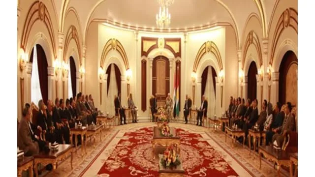 رئيس اقليم كوردستان يجتمع مع وفد من المثقفين والمحللين السياسيين والأكاديميين العراقيين