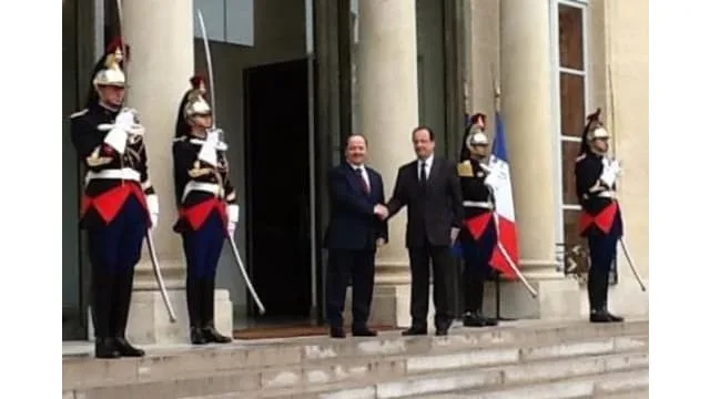 François Hollande and Massoud Barzani discussed bilateral relations and regional policy at the Elysee Palace.